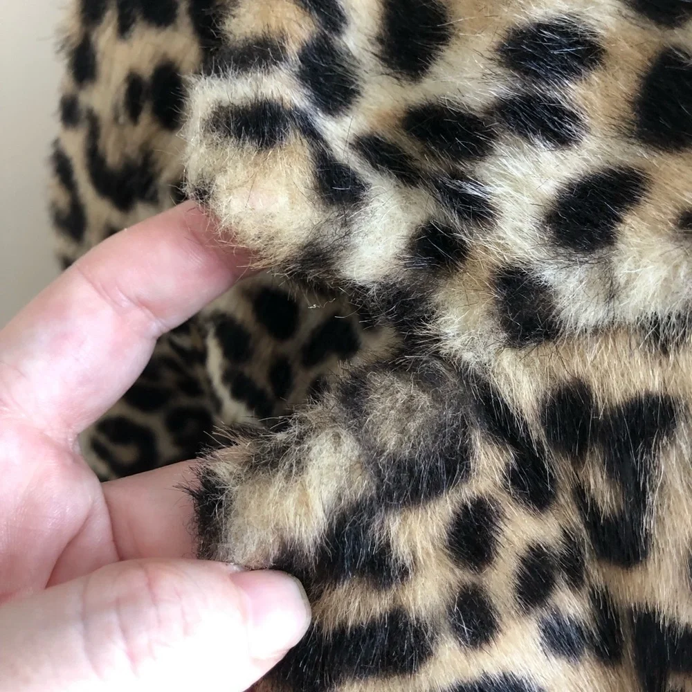 𝅺fairmoor vintage 1970s faux leopard fur jacket size small - Picture 7 of 9